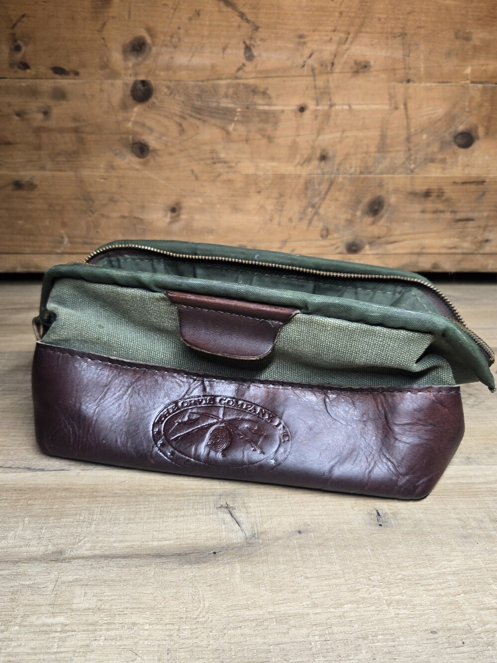 Vintage Orvis Leather Green Canvas Toiletry Travel Dopp Kit Bag USA Made